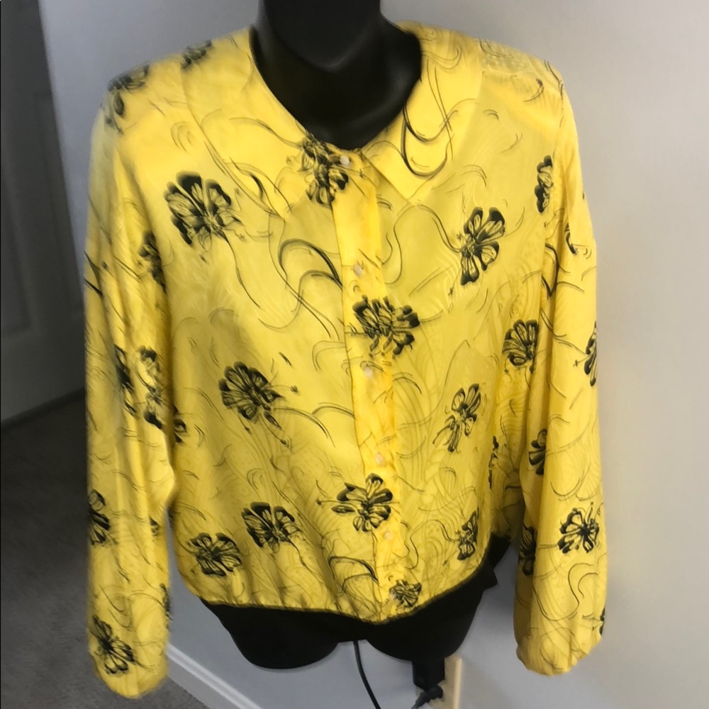 Yellow Floral Button-Up Silk blouse.Size 46(XL)
